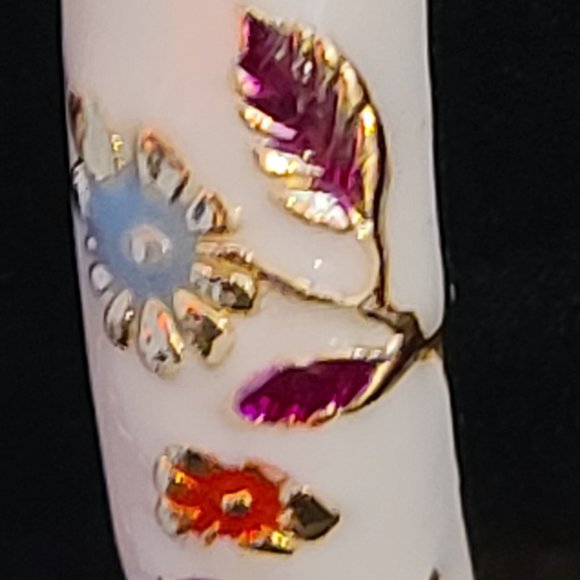 Lot of Five Bracelets - Ceramic and Stretchy - Picture 8 of 13